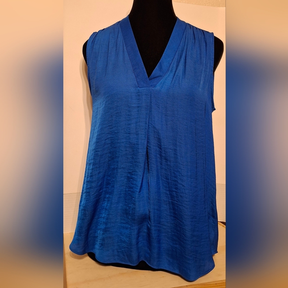 Vince Camuto Royal Blue V-Neck Sleeveless Blouse Size Xsmall